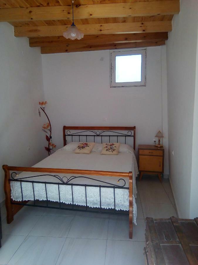 Grandma'S House Vederoi Villa Rethymno  Bagian luar foto